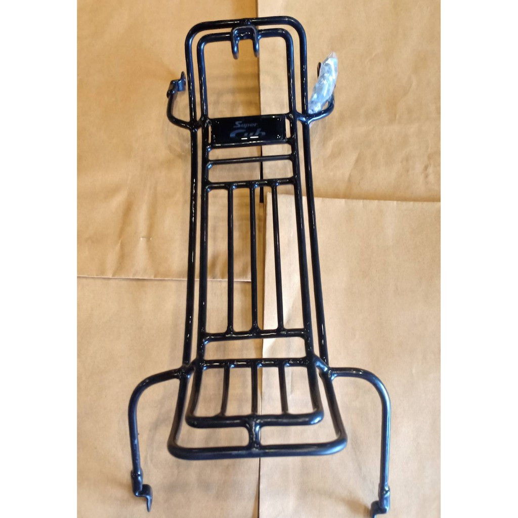 โค้ด Q7KVK ลดสูงสุด 20 กันลายน็อตSUPER CUB 2020 สีดำ ของแต่งแท้จาก HONDA เบาะตอนเดียว