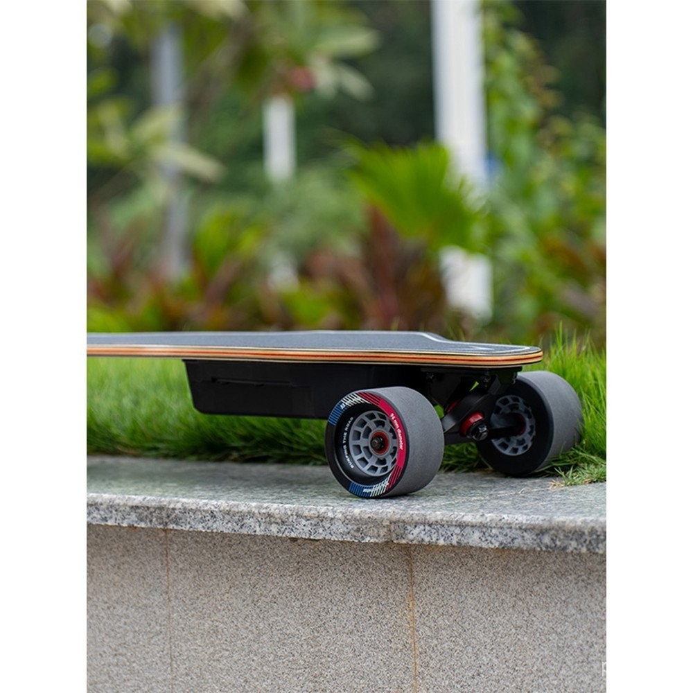 รถสกู๊ตเตอร์ไฟฟ้า BACKFIRE G2 ควบคุมระยะไกล สกู๊ตเตอร์ไฟฟ้าสี่ล้อสำหรับผู้ใหญ่ เครื่องมือพกพาสำหรับการเดินทางในงาน