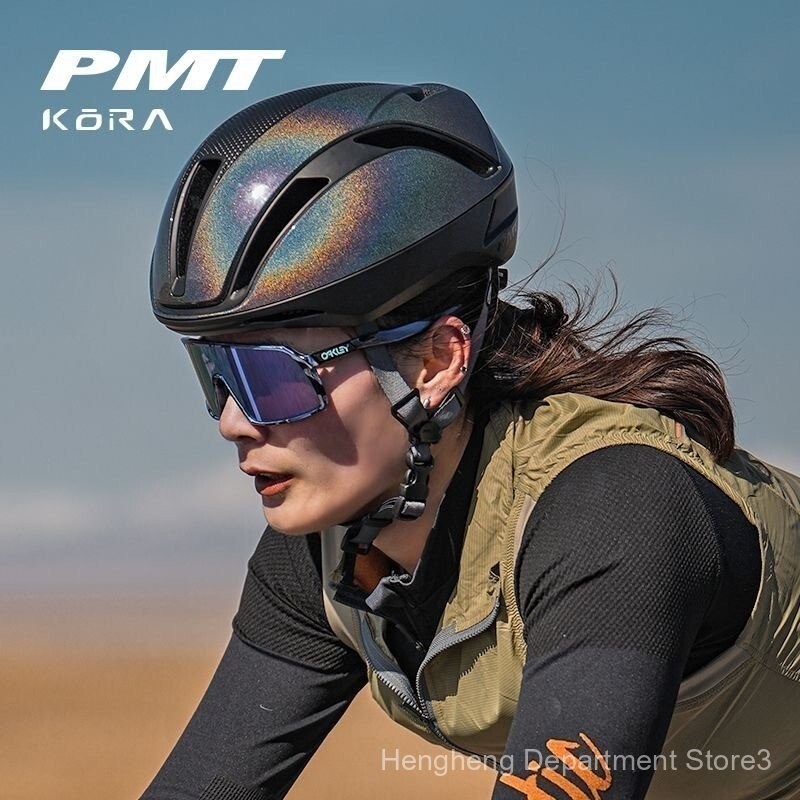 หมวกกันน็อค PMT KORA น้ำหนักเบาปรับได้ ออกแบบมาเพื่อใช้งานบนจักรยานเสือหมอบและเสือภูเขา ให้ความปลอดภัยสูงขณะขี่จักรยาน