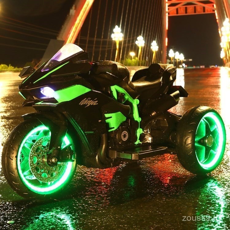 รถเด็กไฟฟ้ามีล้อไฟสุดเท่ ขับเคลื่อนคู่ สำหรับเด็กผู้ชาย