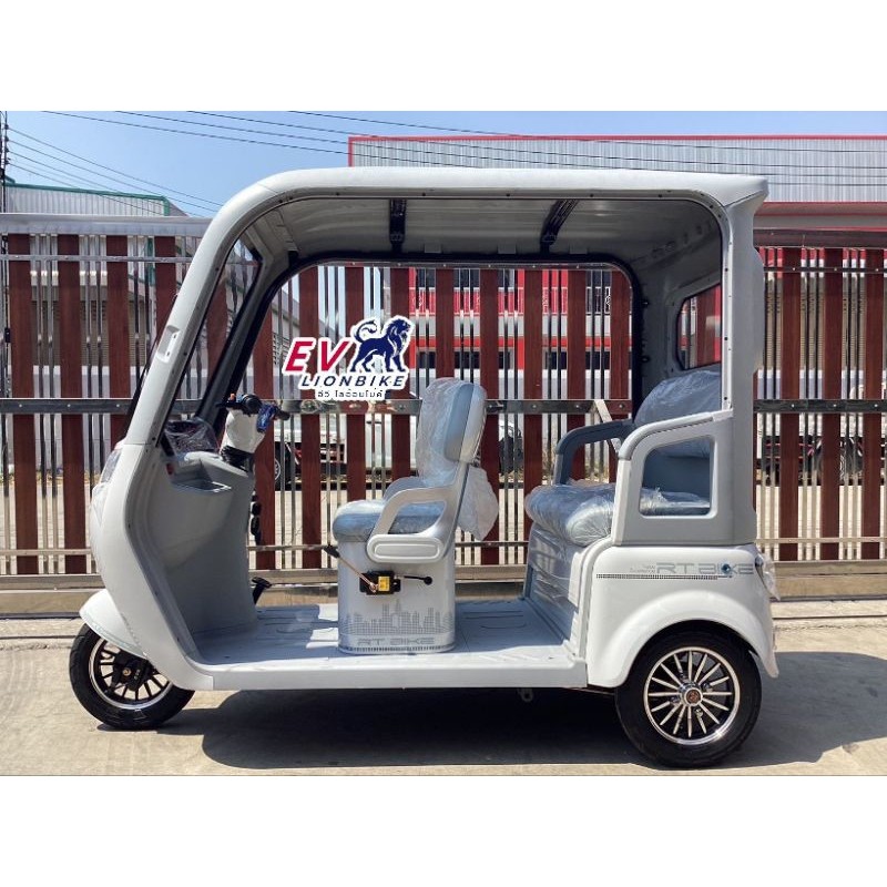สามล้อไฟฟ้าพร้อมหลังคาชุดแต่งรอบคัน รุ่น S111500 วัตต์ แถมติดผ้าใบกันฝนแถมตัวตั้งเวลาตัดไฟ