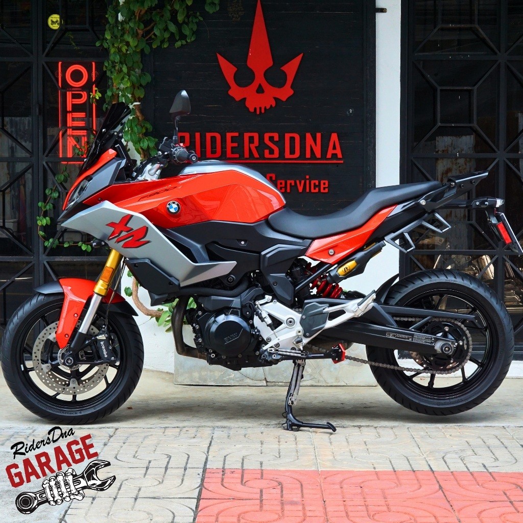 BMW F900XR 2022 KEYLESS ACRAPOVIC ยังอยู่ในการรับประกันจากศูนย์ BMW