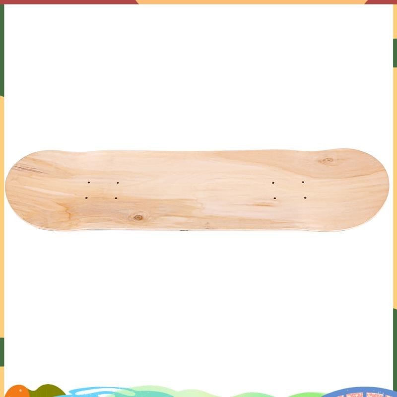 สเก็ตบอร์ดเมเปิ้ล 8 นิ้ว 8 ชั้น มีการออกแบบเว้าตรงกลาง เหมาะสำหรับเล่นบนดาดฟ้า