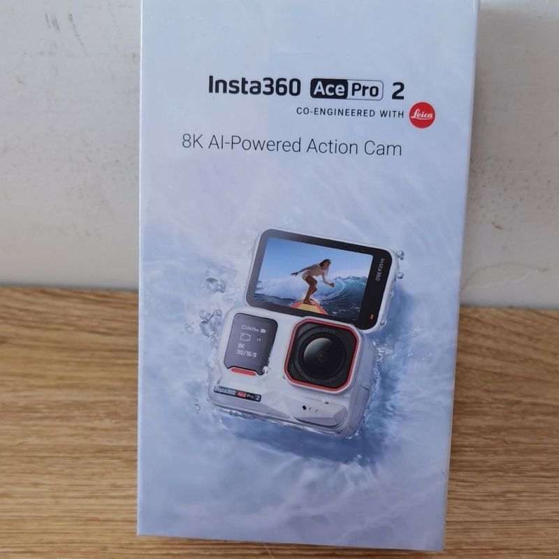 Shadowstone Insta360 Ace Pro 2 กล้องกีฬาคุณภาพเยี่ยม เลนส์ Leica สำหรับถ่ายภาพและวิดีโอกิจกรรมกลางแจ้ง