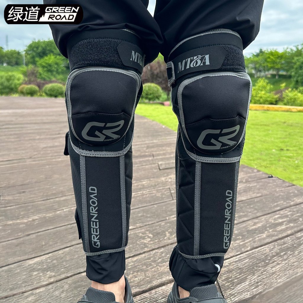 อุปกรณ์ป้องกันสำหรับจักรยานเสือภูเขา สีเขียว ออกแบบมาเพื่อลูกกลิ้ง ข้อศอก รวมถึงช่วยลดแรงกระแทกขณะขับขี่ทั้งชายและหญิง